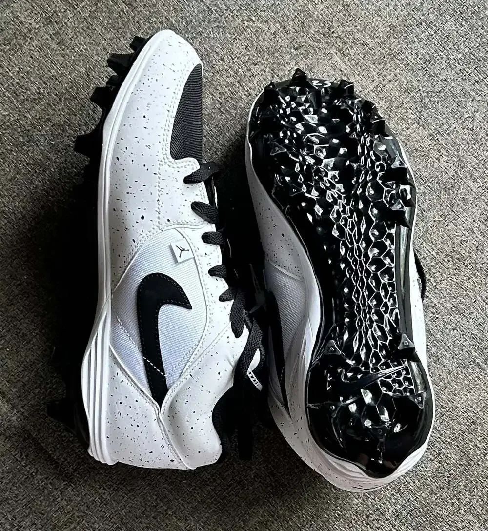Jordan Stadium 90 Low TD White Black Cleats